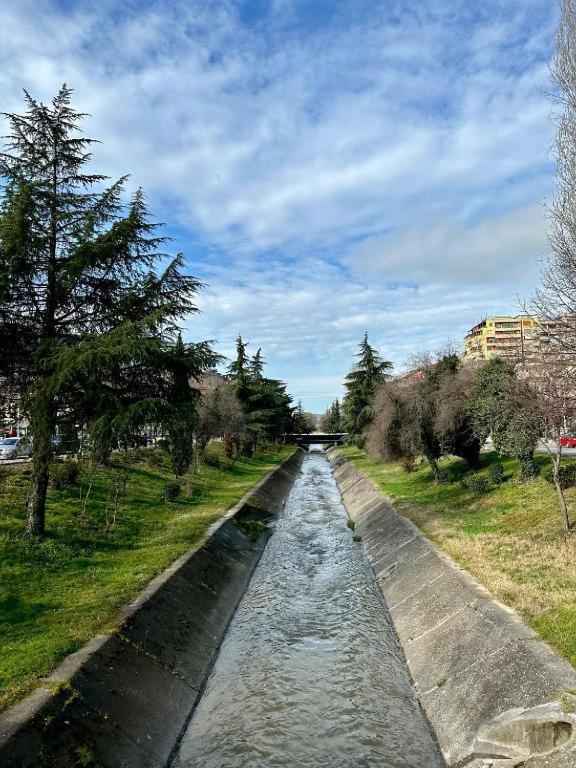 Mia Lake Apartament Tirana Bagian luar foto