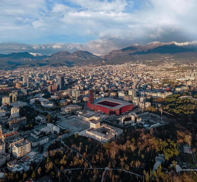 Mia Lake Apartament Tirana Bagian luar foto